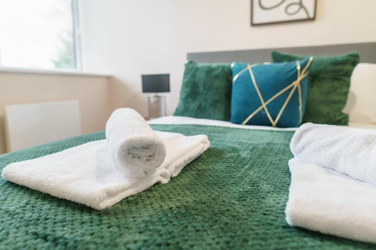 Bright 2 Bed Apartment Manchester - Sleeps 4 Exteriér fotografie