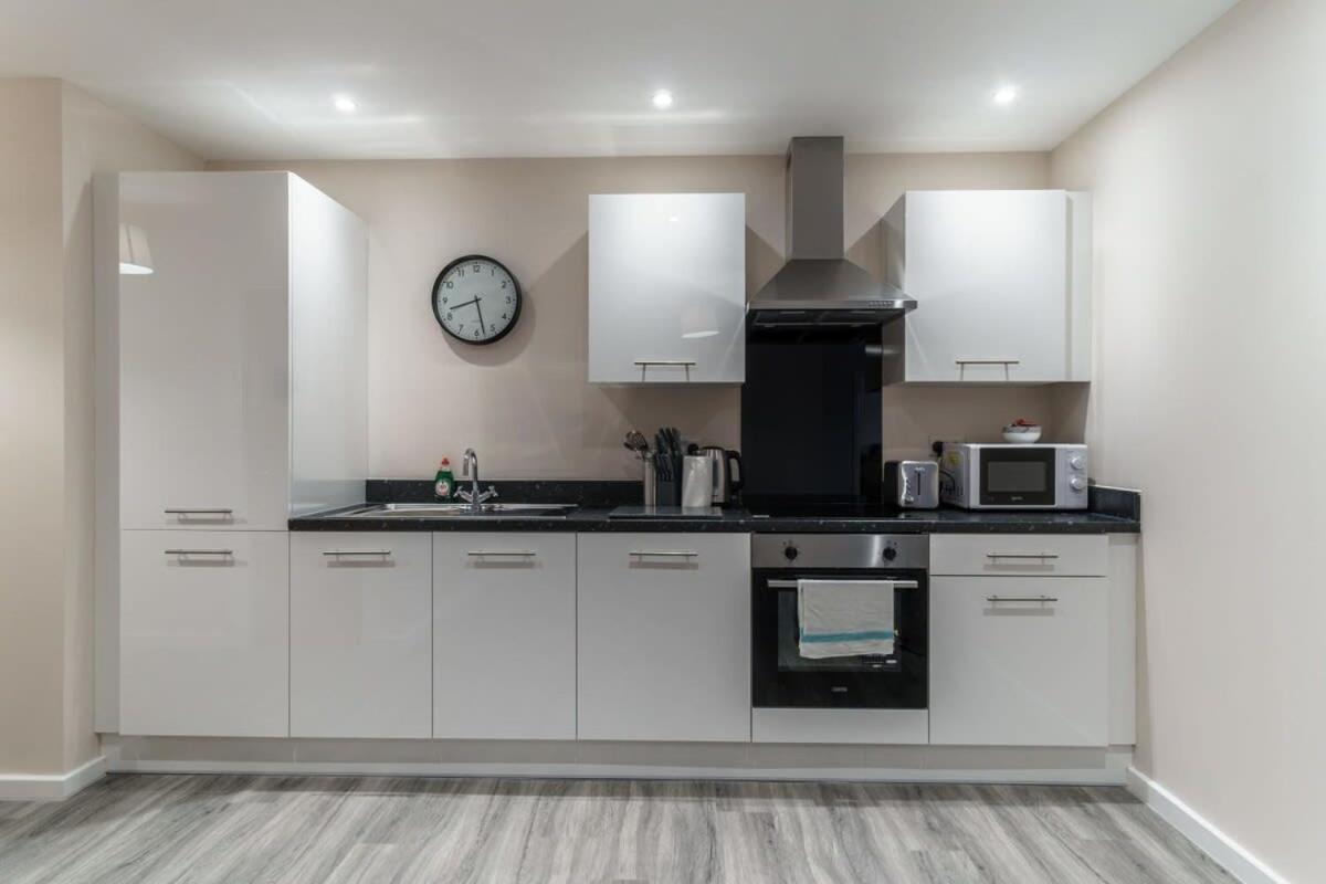 Bright 2 Bed Apartment Manchester - Sleeps 4 Exteriér fotografie